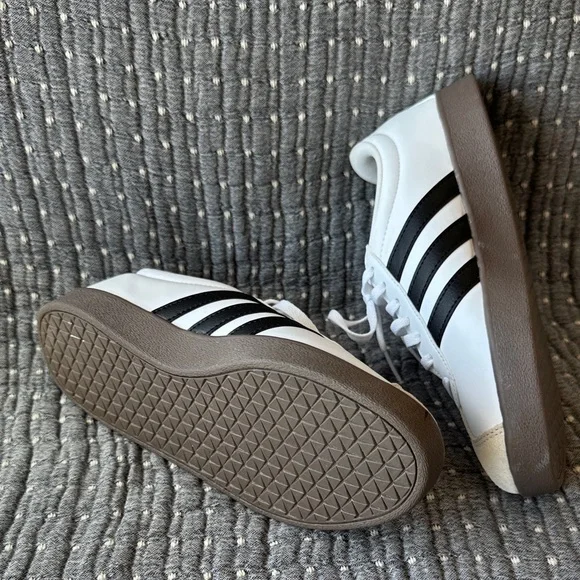 Adidas VL COURT 3.0 SHOES - Picture 5 of 5